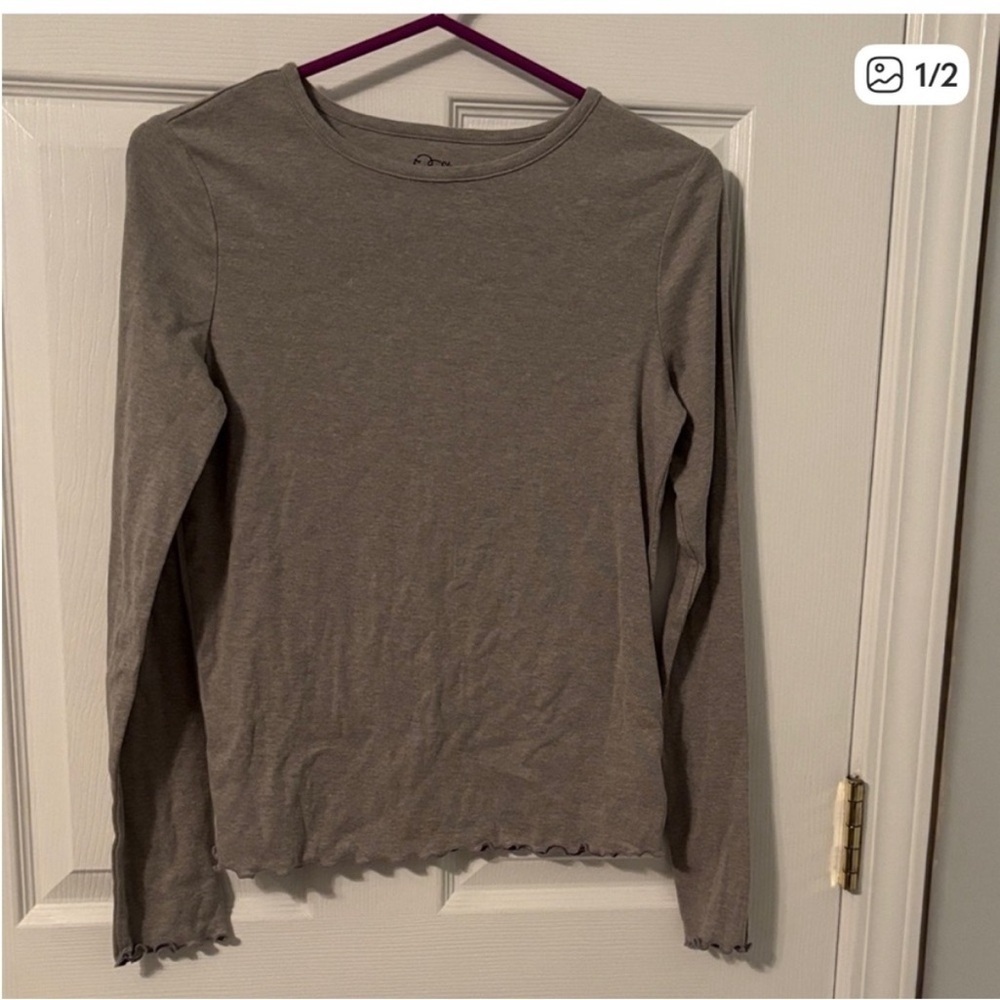Girls Grey long sleeve tee Sz XL